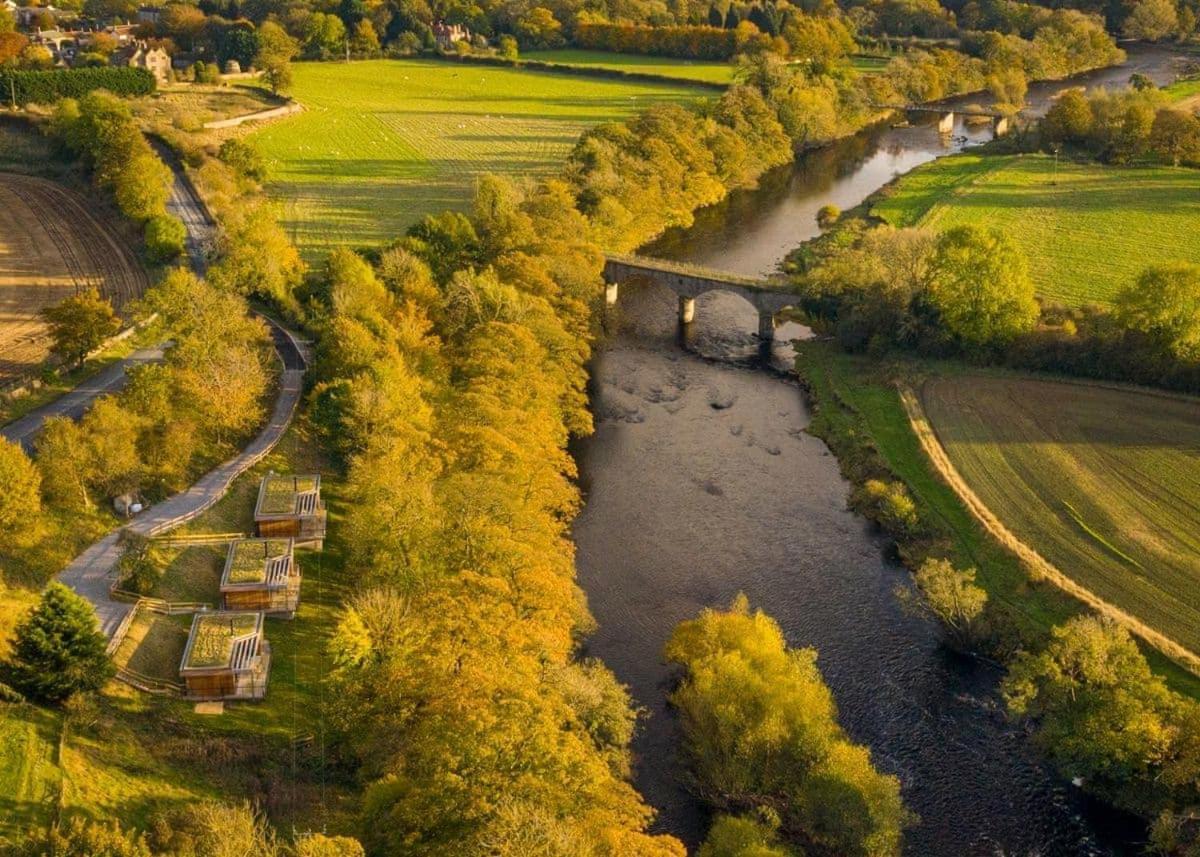 Whispering Waters Teesdale Lodges Гэйнфорд Экстерьер фото