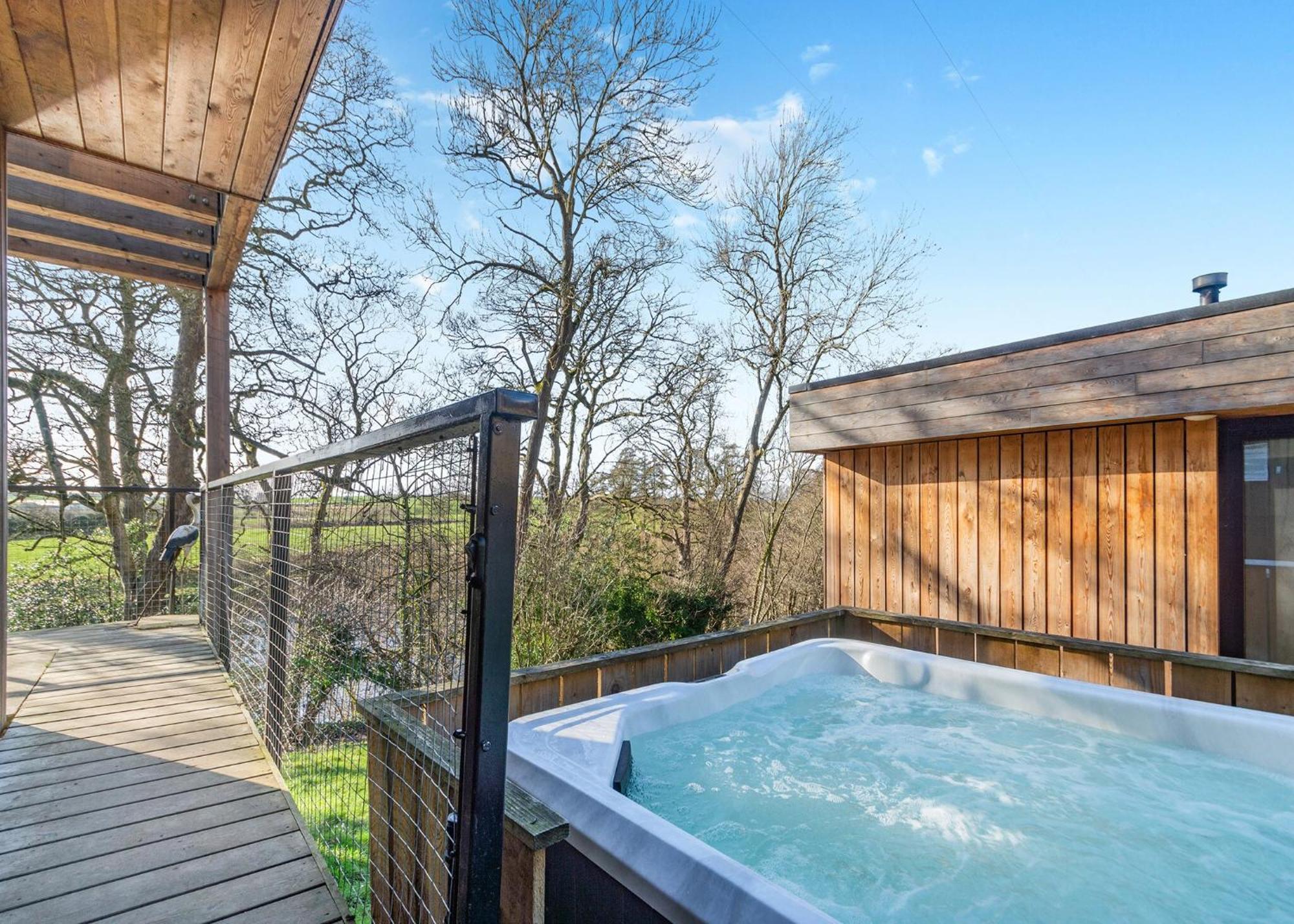 Whispering Waters Teesdale Lodges Гэйнфорд Экстерьер фото